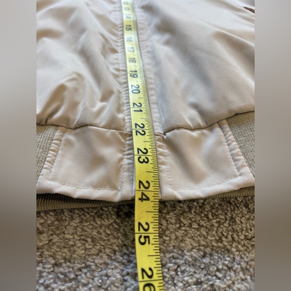 Woolrich Men's Vintage British Tan Windbreaker Jacket With Ear Warmer Collar - Picture 10 of 13